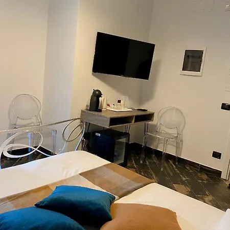 Gatto Bianco Le Mura 3*