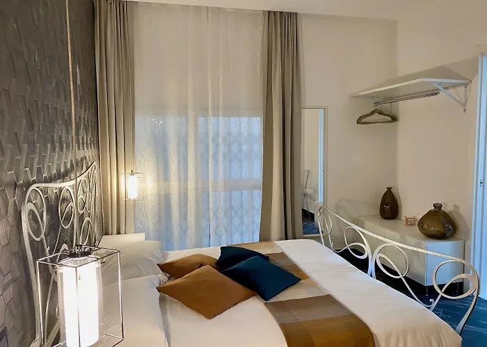 Gatto Bianco Le Mura Πανσιόν 3*